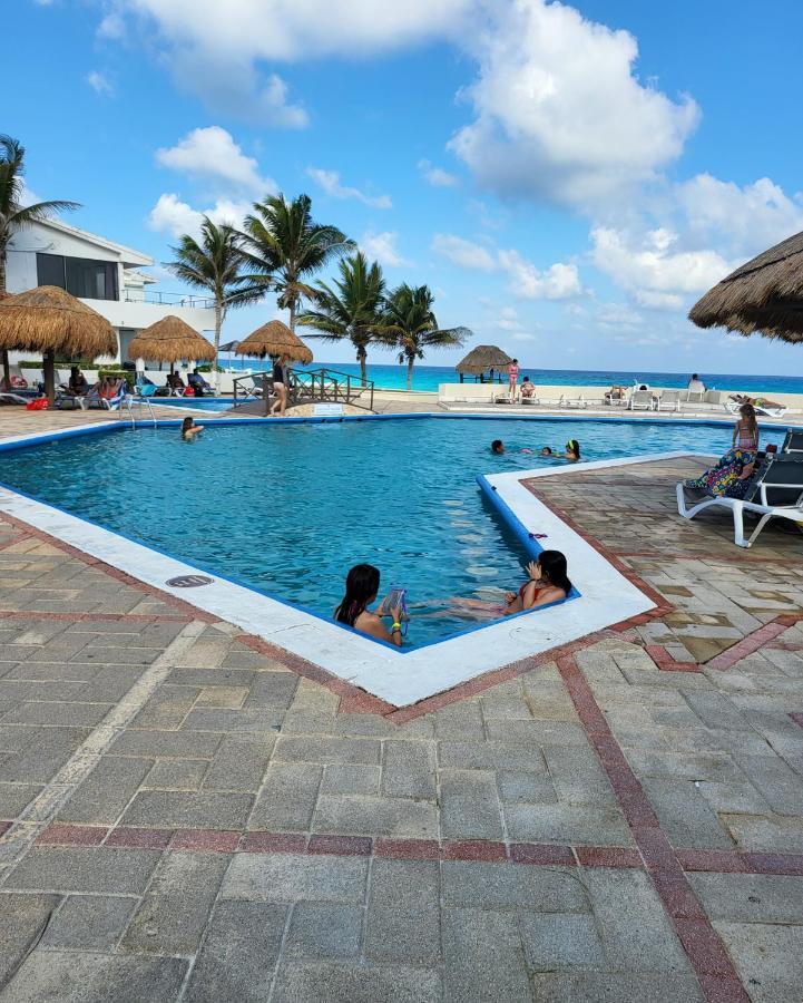 Private Room. Brisas. Zona Hotelera. Cancun Exterior photo